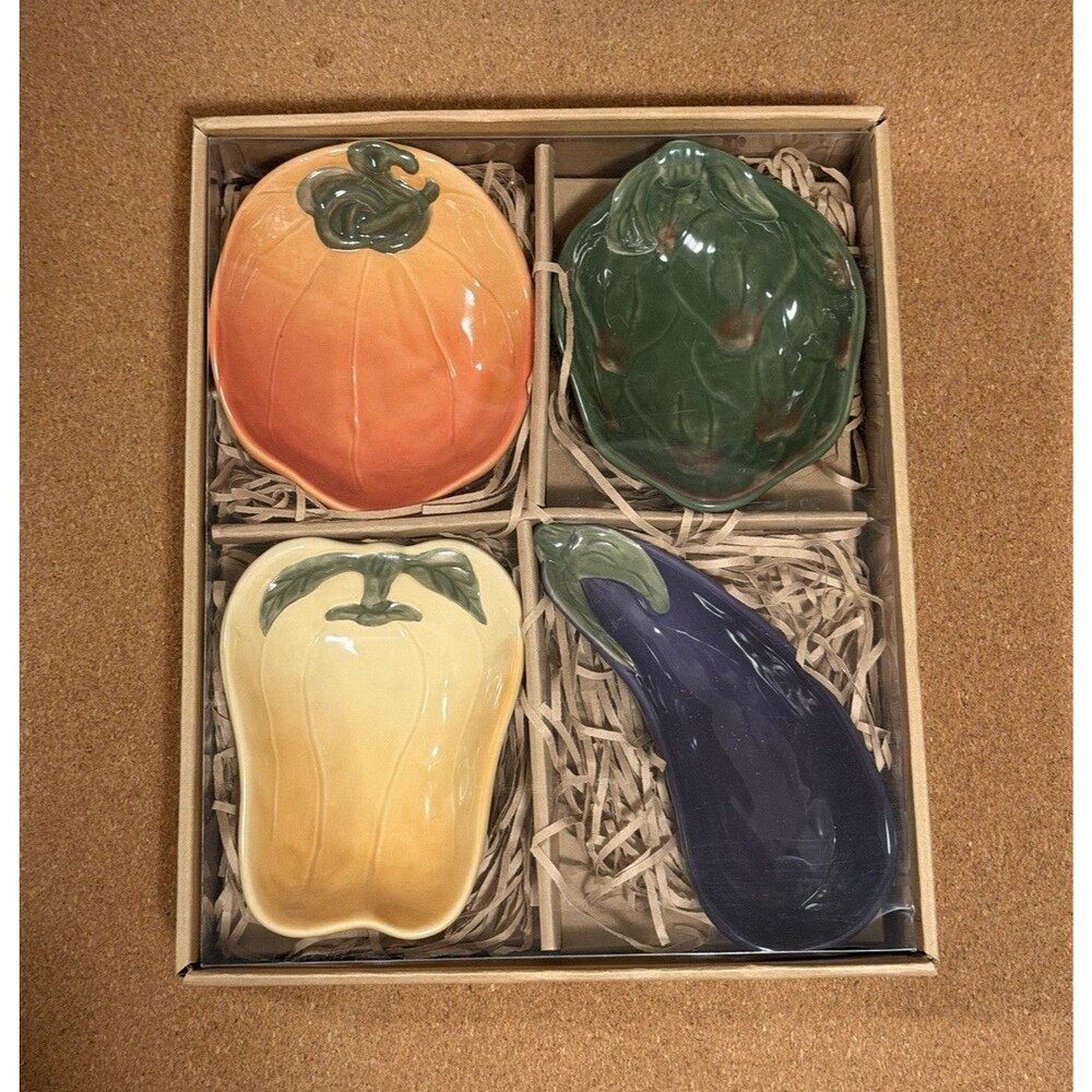 Williams-Sonoma Jardin Potager 4-Piece Vegetable Shaped Ceramic Bowl Set